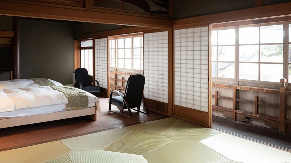 Kusaki Momotose