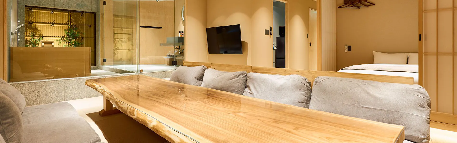 今昔荘 大阪 天保山 - 生洲・高灯籠 -