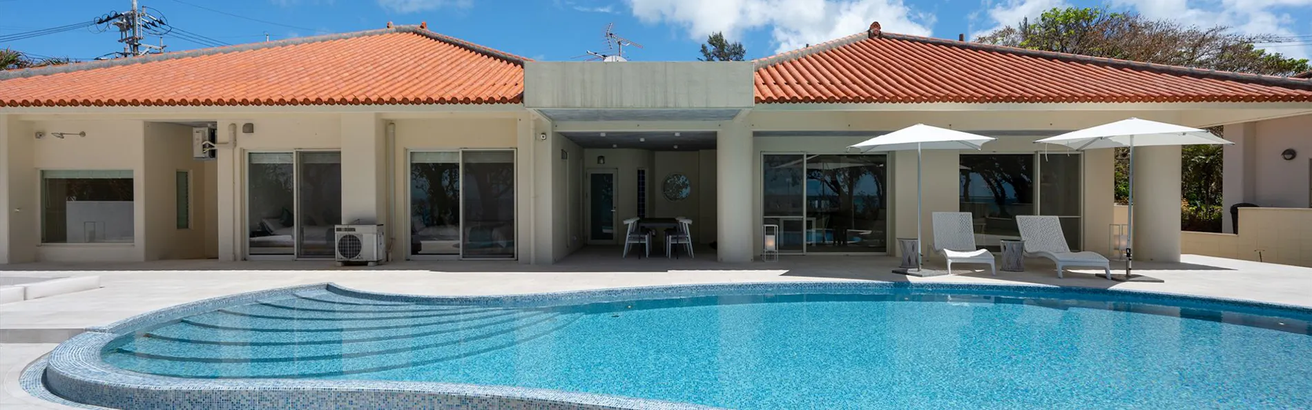 Ocean Front Villa Ishigakijima 3