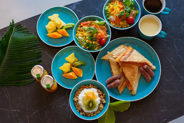 อาหารและเครื่องดื่ม