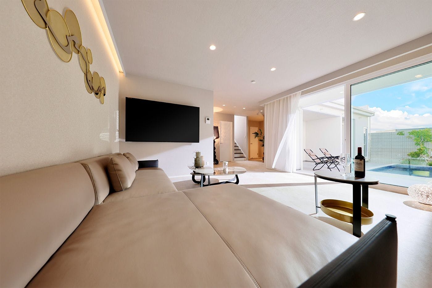 Crystal Villa Shirarahama Beach