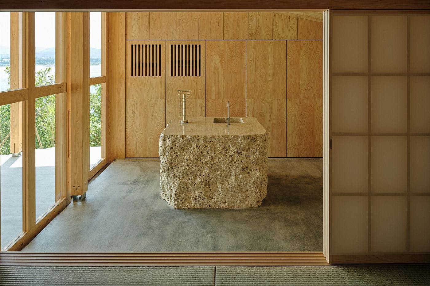 เคาน์เตอร์หินปูนริวกิว