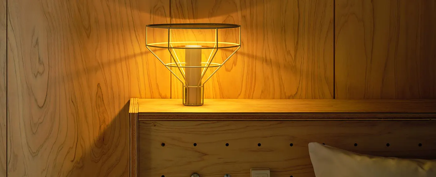 หลอดไฟสนาม