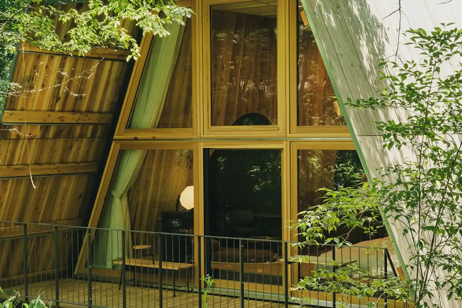 ภายนอกอาคาร