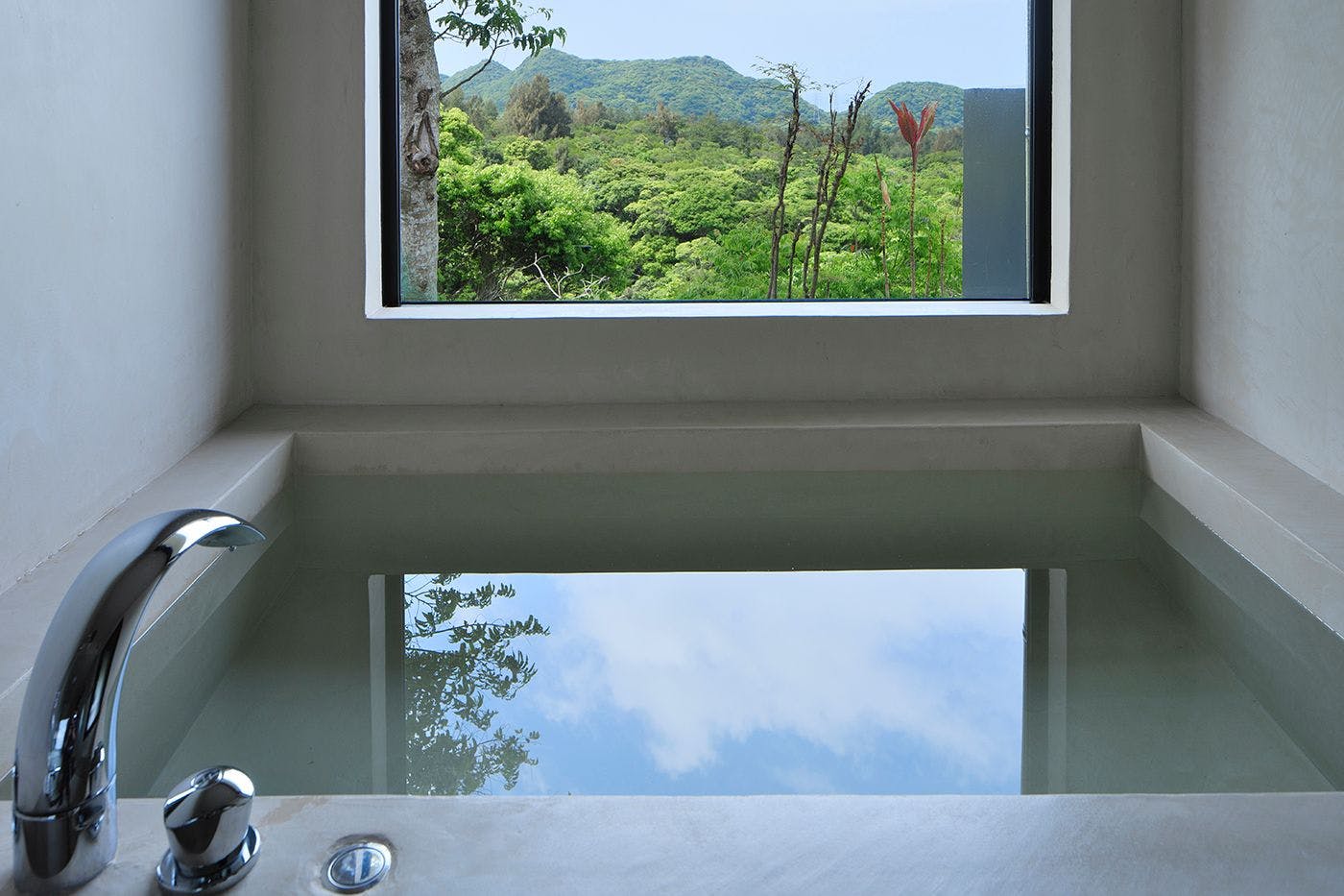 AO NAKIJIN yanbaru terrace