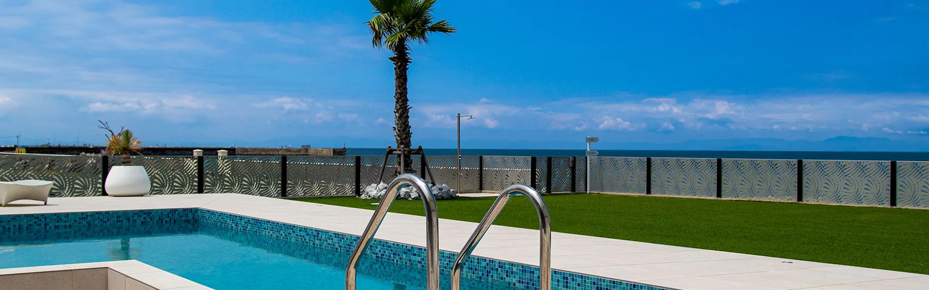 CORAL SUITE VILLA chita