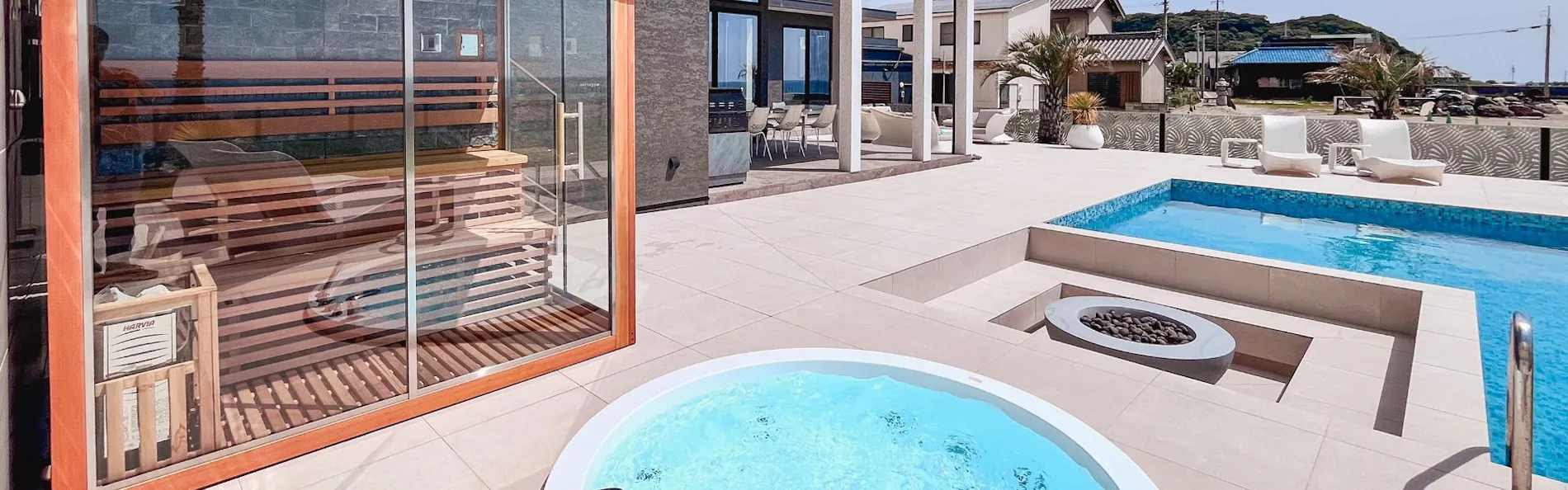 CORAL SUITE VILLA chita