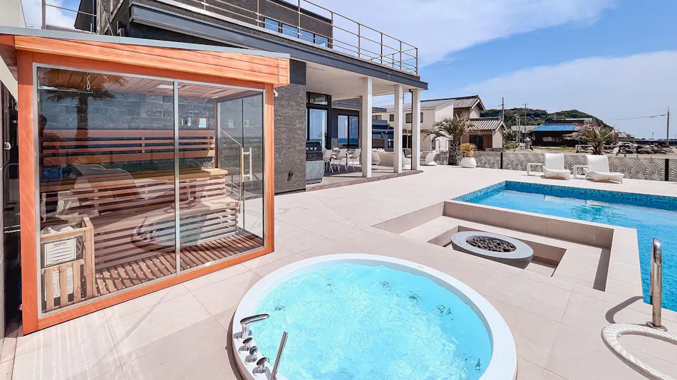 CORAL SUITE VILLA Chita