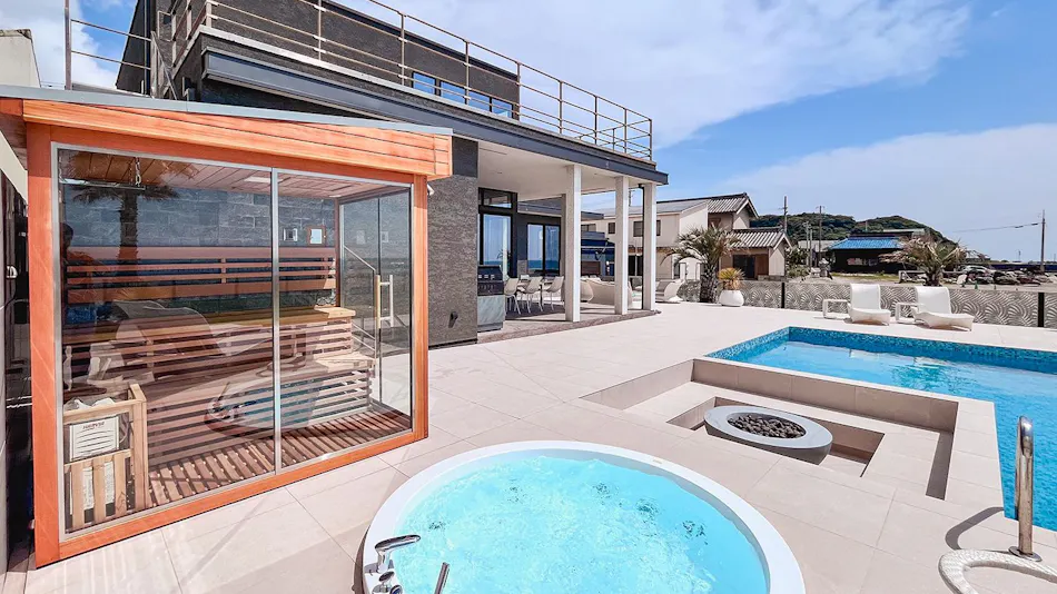 CORAL SUITE VILLA Chita
