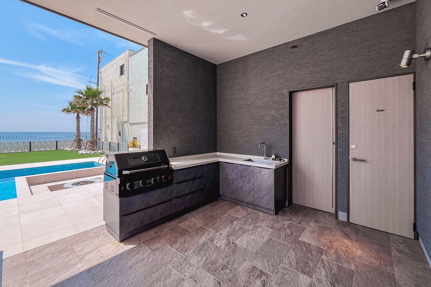 CORAL SUITE VILLA chita