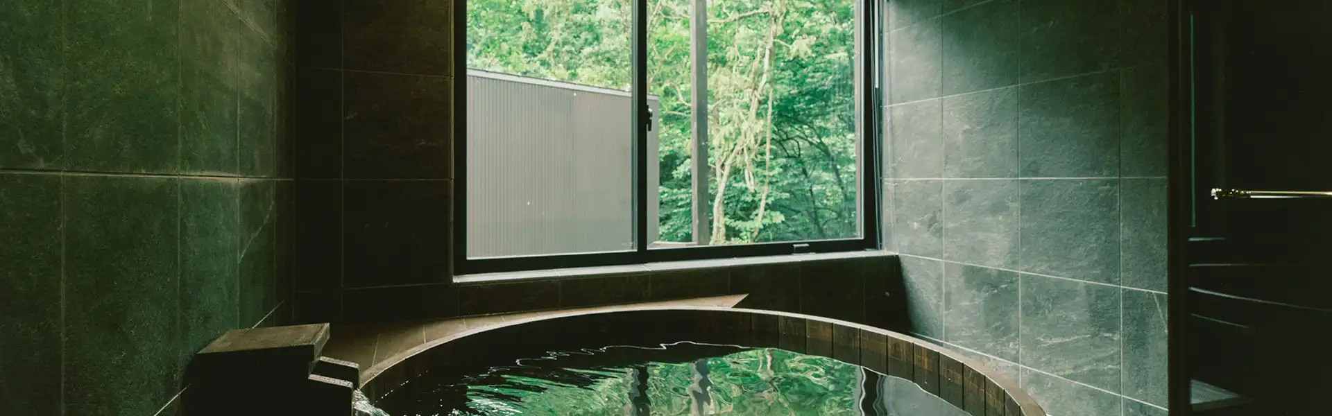 客室温泉